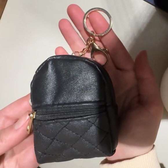 NEW Mini Backpack Bag Charm Key Chain Micro Pouch Wallet Quilted Black - Picture 4 of 9